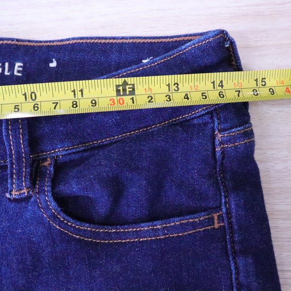 American Eagle High Rise Jeggin 8 short - Picture 4 of 9